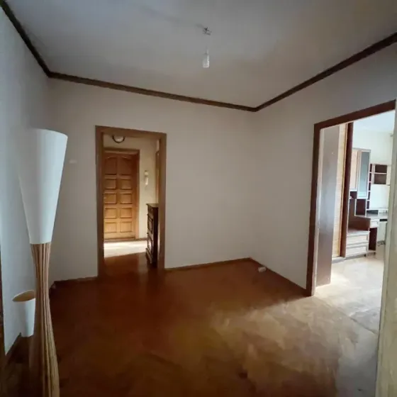 Продам 3-комнатную квартиру в Кировском районе. Ул. Высоцкого. Текстильщик. Теплая, Крупногабаритная Донецк