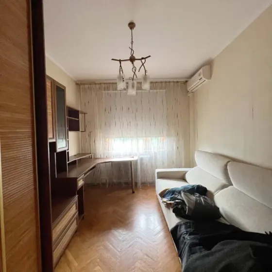 Продам 3-комнатную квартиру в Кировском районе. Ул. Высоцкого. Текстильщик. Теплая, Крупногабаритная Донецк