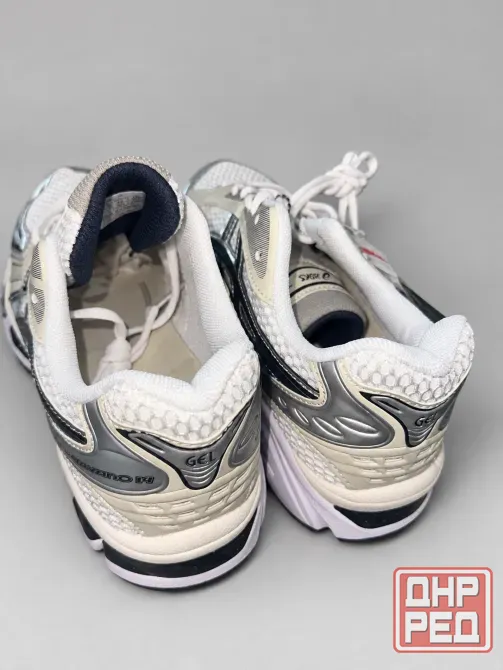 Кроссовки ASICS Gel-Kayano 14, бело-серебристые, EU 42 Донецк - изображение 3
