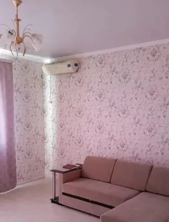 сдам 2ух комнатную квартиру Донецк