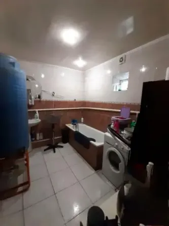 Продаю 4-х комнатный дом в Куйбышевском районе, ул. Старомонтажная Донецк