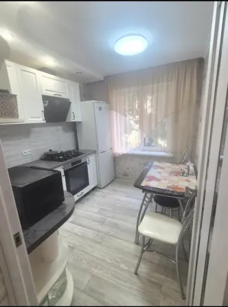 2-ком. квартира в Ленинском районе , ул. Речная (ориентир Боссе) Донецк