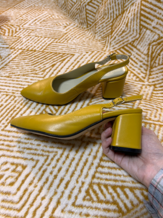 Продам желтые туфли Донецк