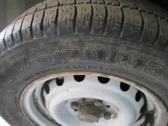 Всесезонные шины 175/70 R 13 Донецк