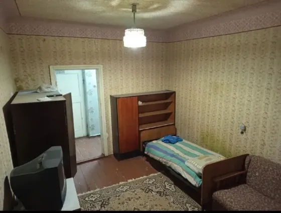 Продается комната в бывшем общежитии г.Донецк, ул.Собинова Донецк