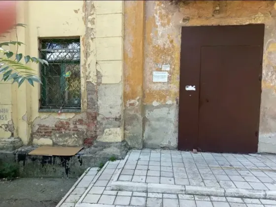 Продается комната в бывшем общежитии г.Донецк, ул.Собинова Донецк