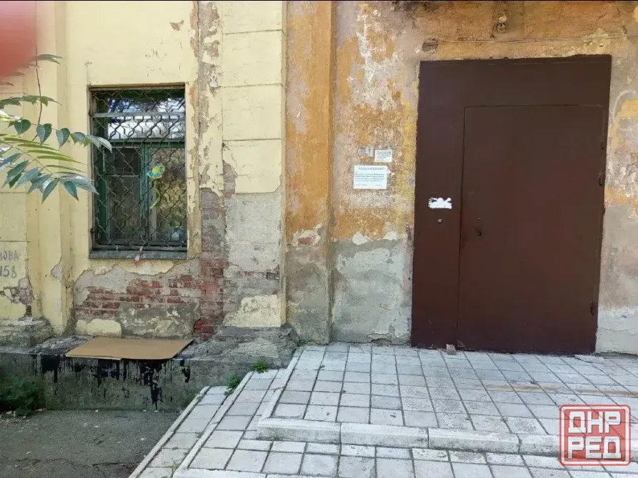Продается комната в бывшем общежитии г.Донецк, ул.Собинова Донецк - изображение 1