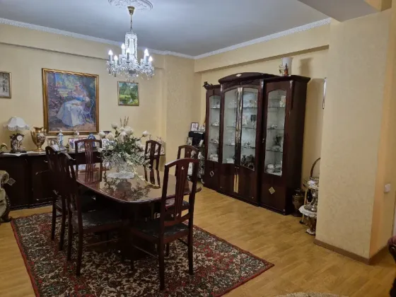 Продажа 2х квартиру в центре города, пересечение Университетская\ Гринкевича Донецк