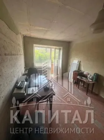 Продам 1 комн кв в центре города магазин Изумруд Донецк