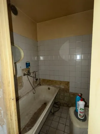 Продам 3-комнатную Квартиру в Кировском Районе-м-н Текстильщик- Чешский проект! Донецк