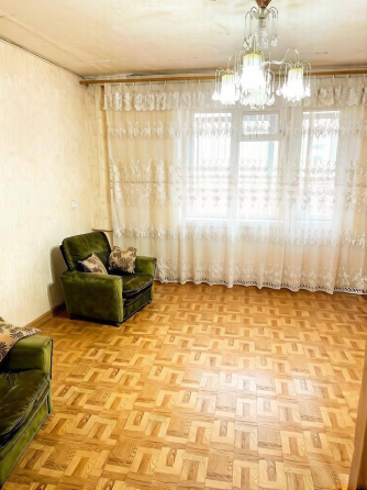 Продается 4-комнатная квартира под ремонт, пр-т Дзержинского 2 Донецк