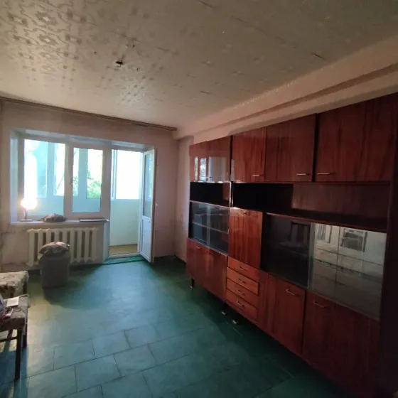 Продам 2 кон. квартиру Пролетарский р-н Донецк