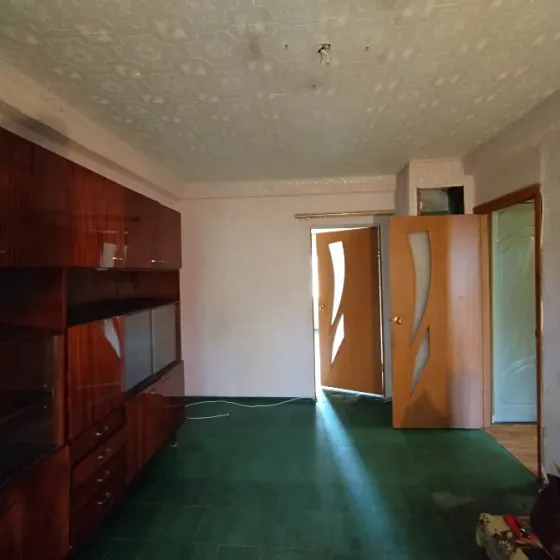 Продам 2 кон. квартиру Пролетарский р-н Донецк