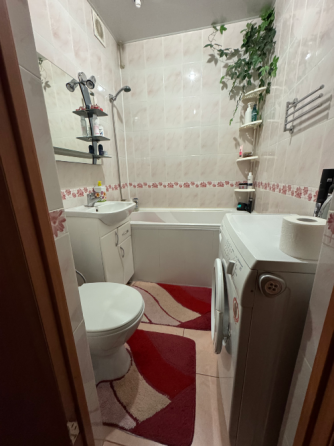 Продам 3-х комнатную квартиру Докучаевск Докучаевск