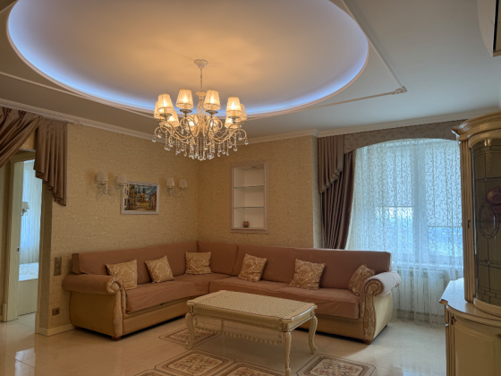 Продажа элитной 3к квартиры на Ватутина ! Донецк