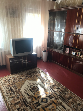 Продам дом 80 м2 Текстильщик рядом газ ,с/у в доме,гараж ,10 сот ,остановка и школа рядом Донецк