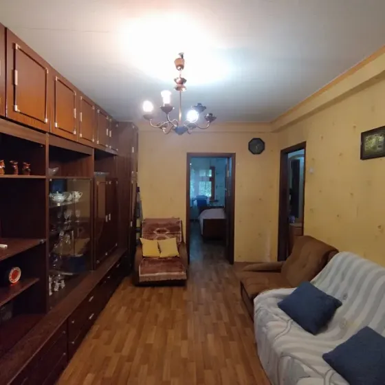 Сдам 3 комн. кв. Калининский р-н, г. Донецк Донецк