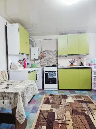 Продам дом 100м2 п. Восточный ул. Жуковского Макеевка
