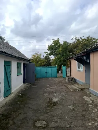 Продам жилой уютный дом Авдотьено и 10 соток приватизированной земли Донецк