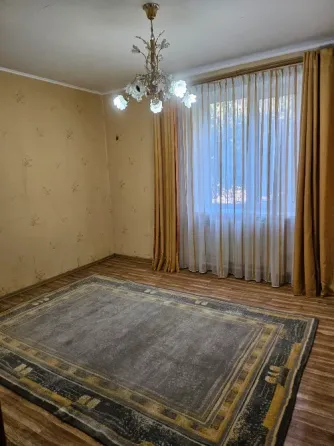 Продам 2-к квартиру, Донецк, ул. Салтыкова-Щедрина, центр Петровского района Донецк