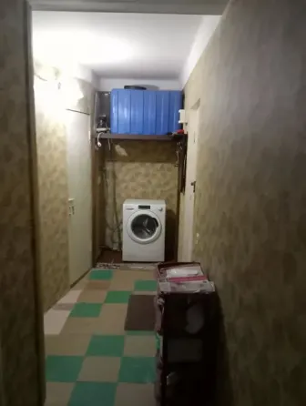 4-комнатная квартира, 56 м², 3/5 этаж Торез, 2-й микрорайон Торез