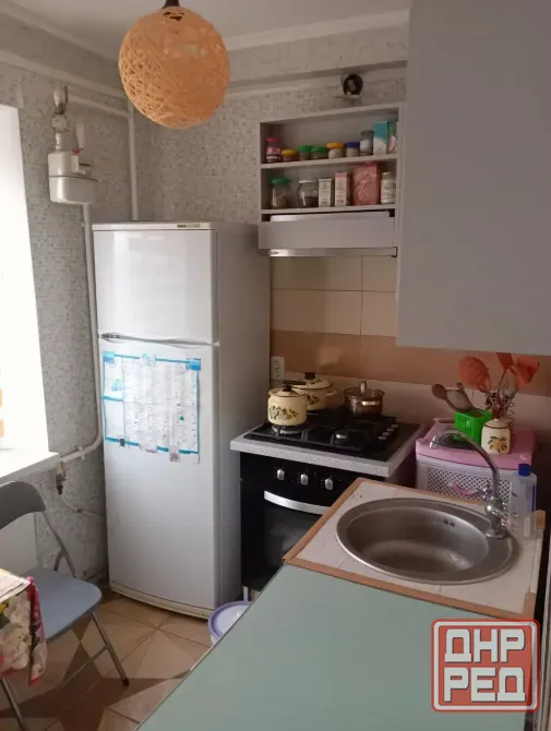 4-комнатная квартира, 56 м², 3/5 этаж Торез, 2-й микрорайон Торез - изображение 4