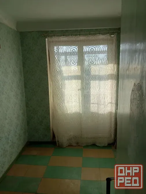 4-комнатная квартира, 56 м², 3/5 этаж Торез, 2-й микрорайон Торез - изображение 10