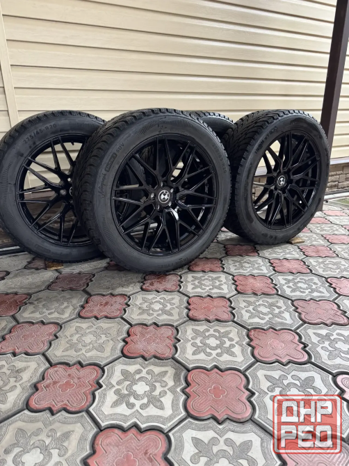 Комплект дисков с зимней резиной IKON Autograph Snow 3 SUV 275/45/R20 Макеевка - изображение 1