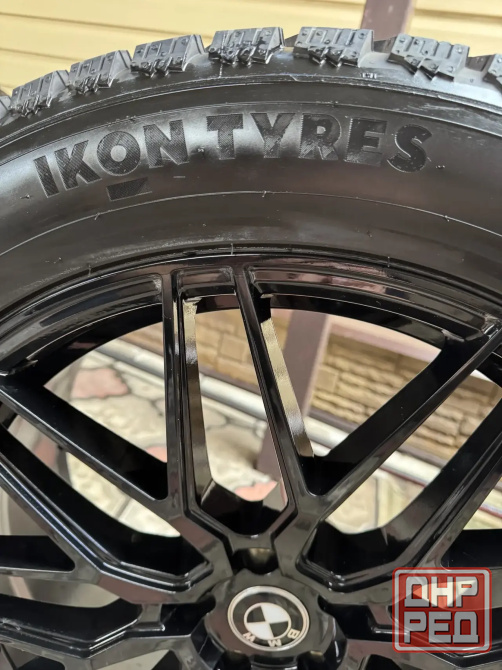 Комплект дисков с зимней резиной IKON Autograph Snow 3 SUV 275/45/R20 Макеевка - изображение 5