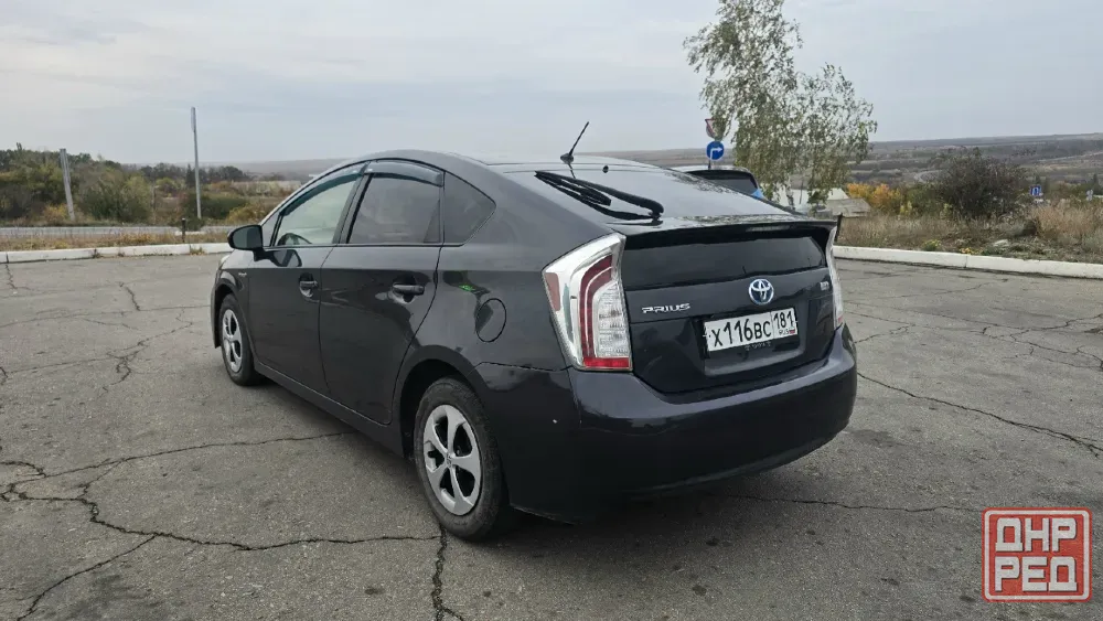 Toyota Prius Hybrid Красный Луч - изображение 4