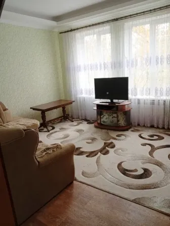 Продам 3-х комн.с индивид.отоплением, евро Бажанова Макеевка