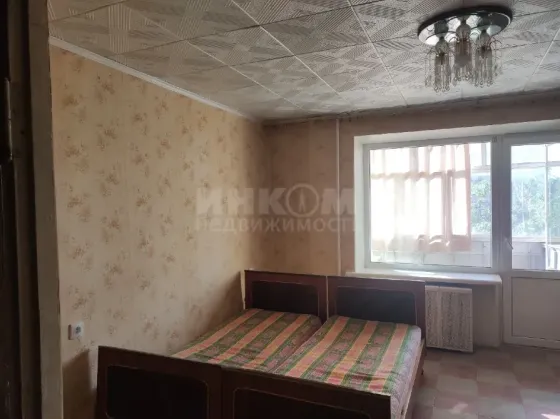 Продам 2к ул. Оборонная 2А рн. т.ц. Россия Луганск