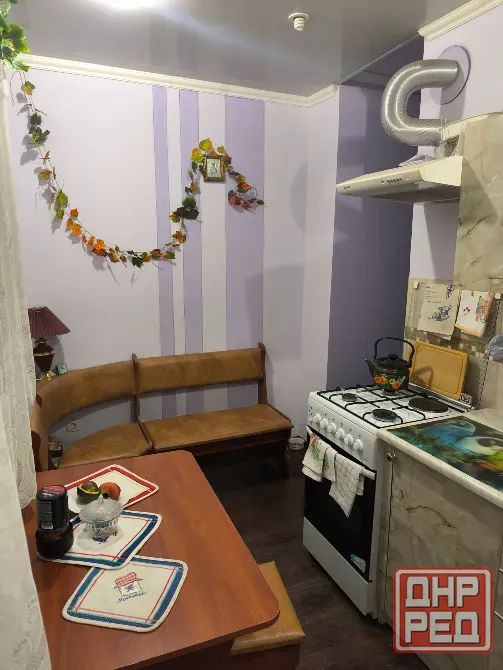 Продам 1 комнатную квартиру в Харцызске, Черёмушки, м-н Металлургов Харцызск - изображение 1