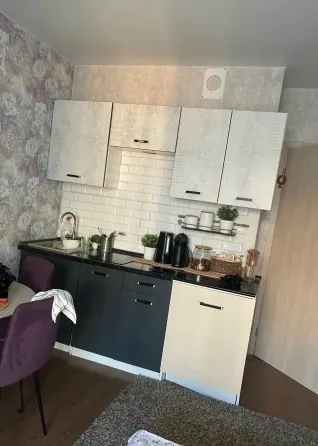 Сдается студия, на длительный срок центр города Донецк