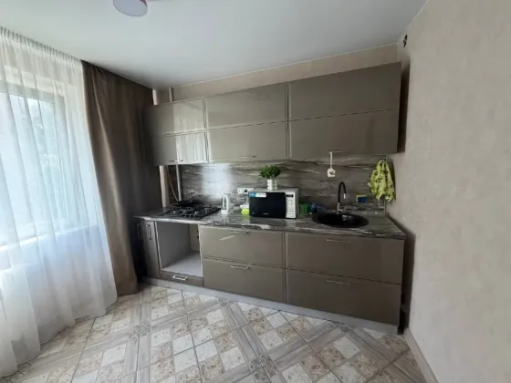 Продажа 2-к крупногабатной кв. Макеевка, Зеленый Макеевка