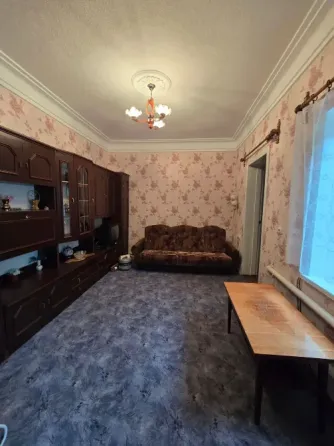 Продам 1/2 газифицированного финского дома, Гвардейка, центр 5-й угол. Макеевка