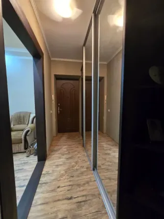 Продам 2-х комнатную квартиру сталинку, Макеевка, Центрально-Городской, ул. Ленина. Макеевка