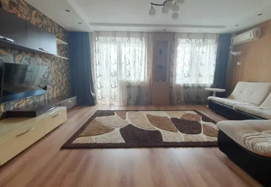 Квартира на цирке Донецк