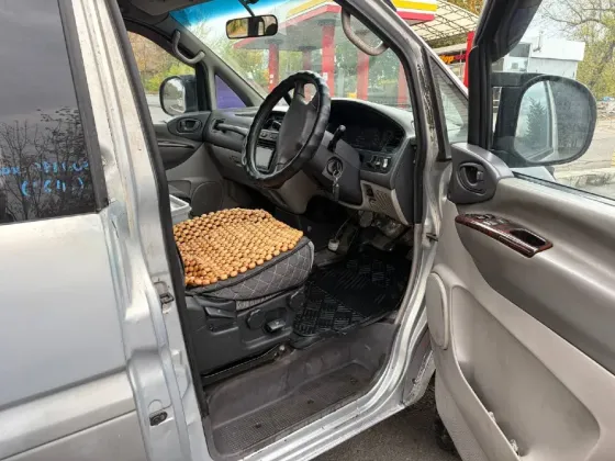 Mitsubishi Delica 2.8TD 4WD 1996 Шахтерск
