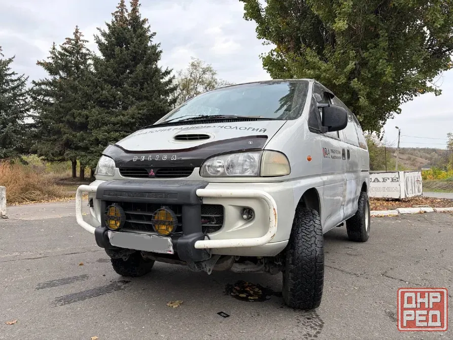 Mitsubishi Delica 2.8TD 4WD 1996 Шахтерск - изображение 1