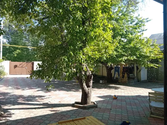Сдам 5 комнатный дом в Буденновском районе Донецка Макеевка