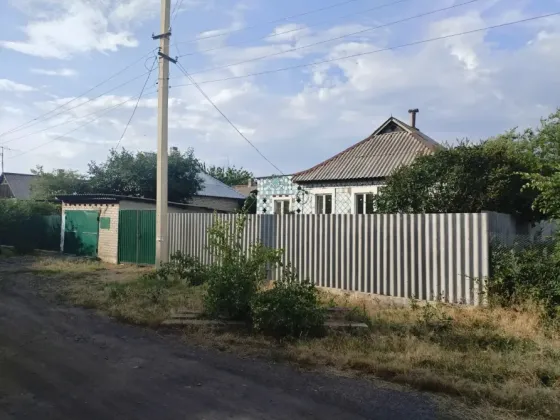 Продается дом г. Торез, ул. Чапаева Торез