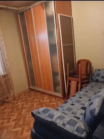 Продам 4 комнатную квартиру пр. Дзержинского Донецк