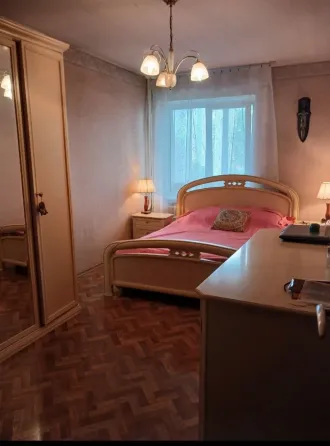 Продам 4 комнатную квартиру пр. Дзержинского Донецк