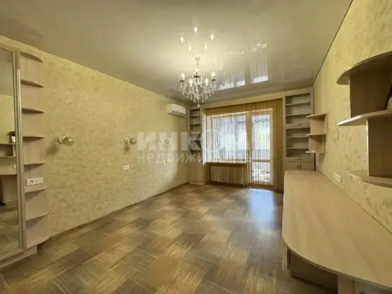 Продам 3к ул. Советская Луганск