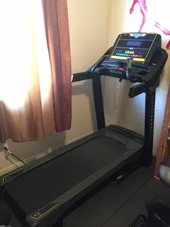 Беговая дорожка LiveStrong Fitness LS10.0T Макеевка