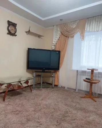 сдам 3ёх комнатную квартиру Донецк