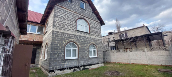 Продажа Двухуровневого Дома под Отделку в Пролетарском районе! Донецк