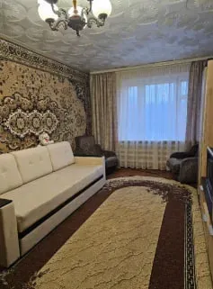 Сдается двушка в пролетарском районе 4 этаж Донецк