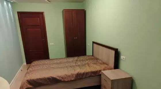 сдам 3ёх комнатную квартиру Донецк